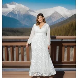 Kiyonna Enchanted Garden Wedding Gown 2X Bridal Maxi Lantern Sleeves Feminine